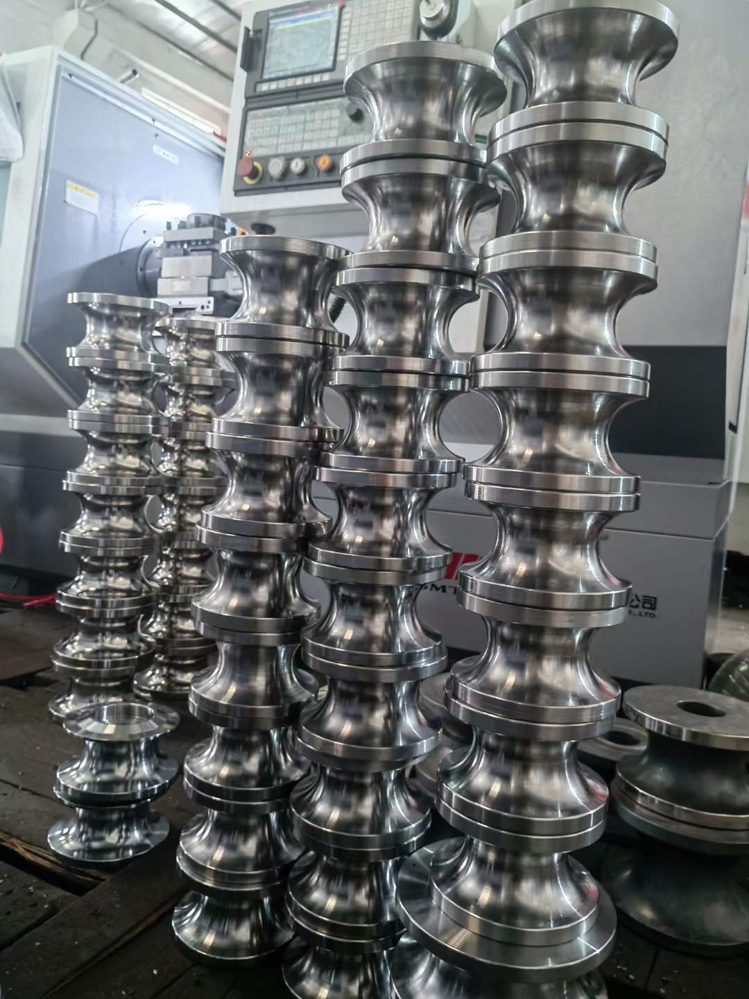 Khuôn Máy Cán Ống Hộp Inox - Thiết bị công nghiệp
