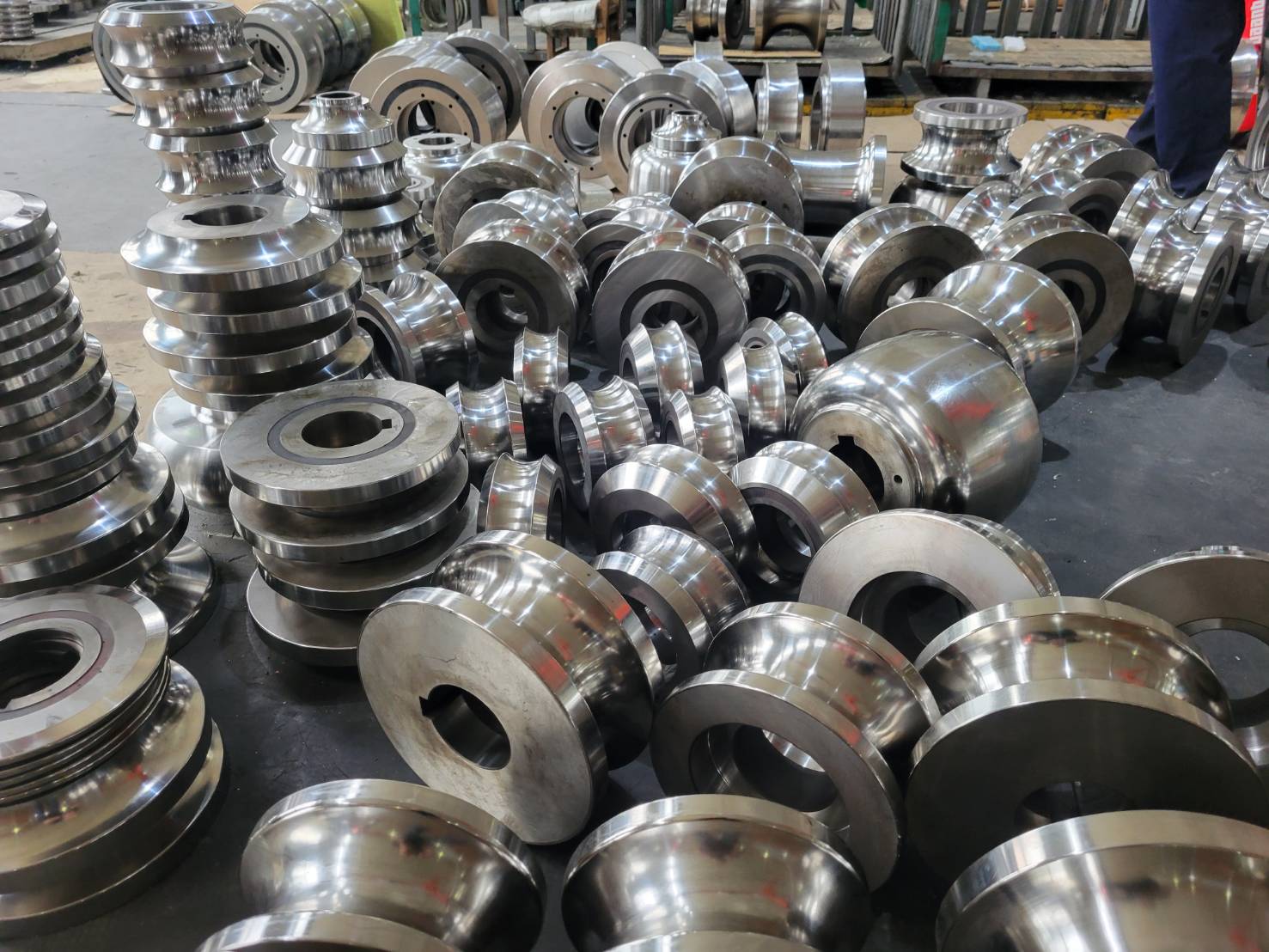 Khuôn Máy Cán Ống Hộp Inox - Thiết bị công nghiệp